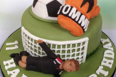 Footbal-Goalkeeper-Birthday-Cake