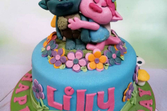 Trolls-Birthday-Cake